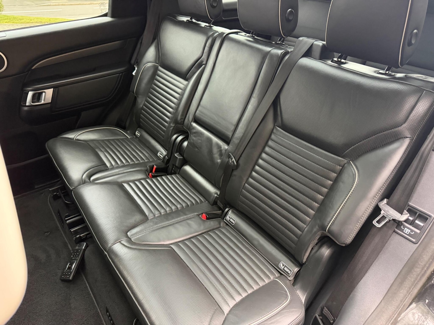 Used Land Rover Discovery 2017 for sale - 77279130: Photo 35