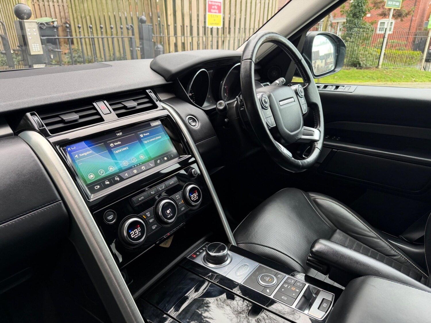 Used Land Rover Discovery 2017 for sale - 77279130: Photo 39