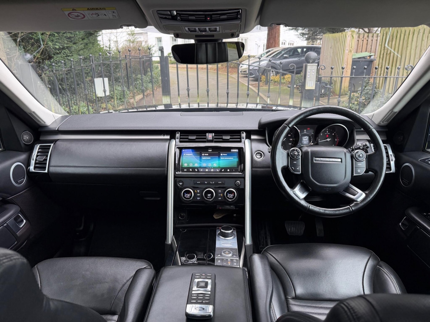 Used Land Rover Discovery 2017 for sale - 77279130: Photo 40