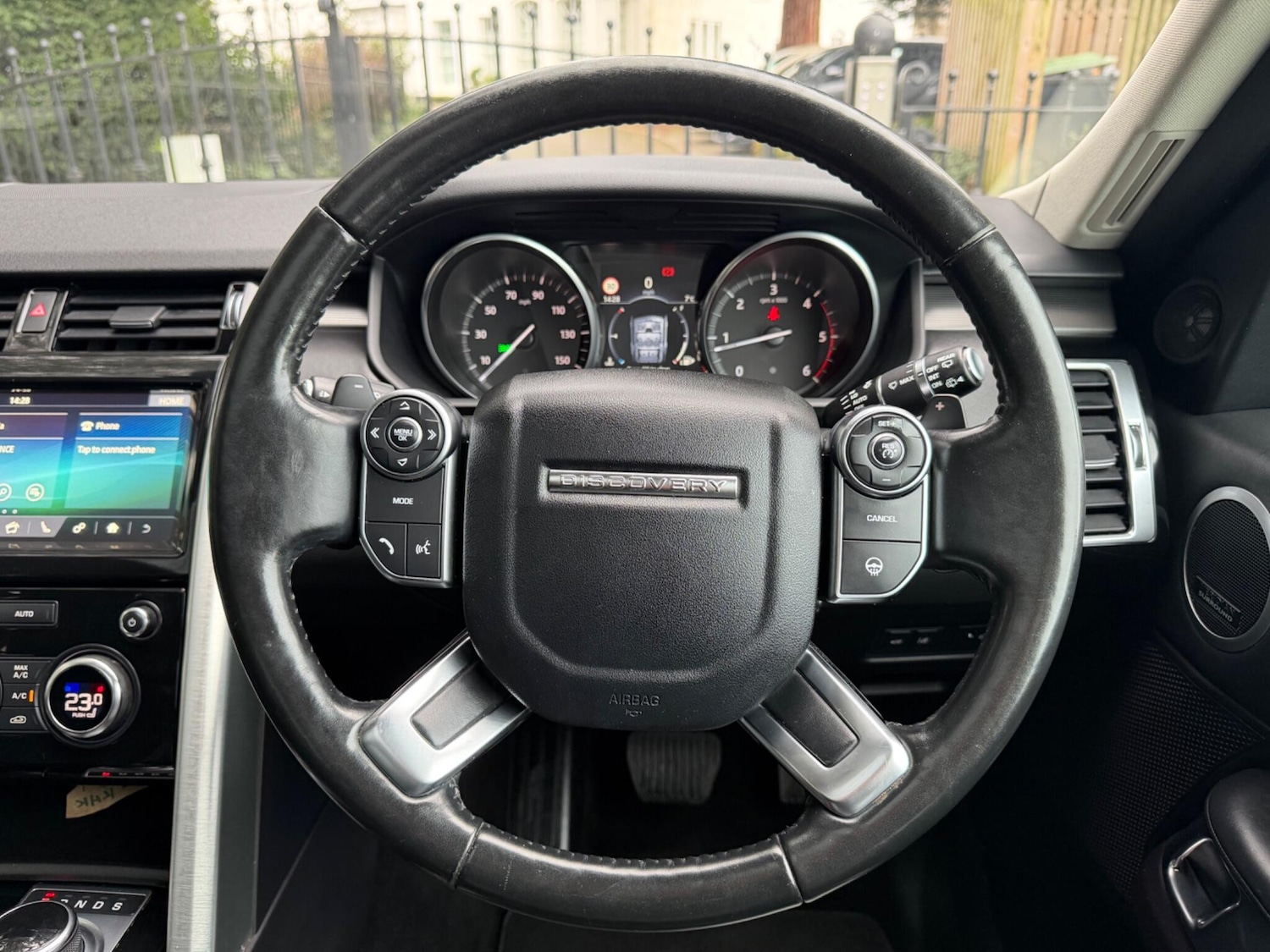 Used Land Rover Discovery 2017 for sale - 77279130: Photo 42