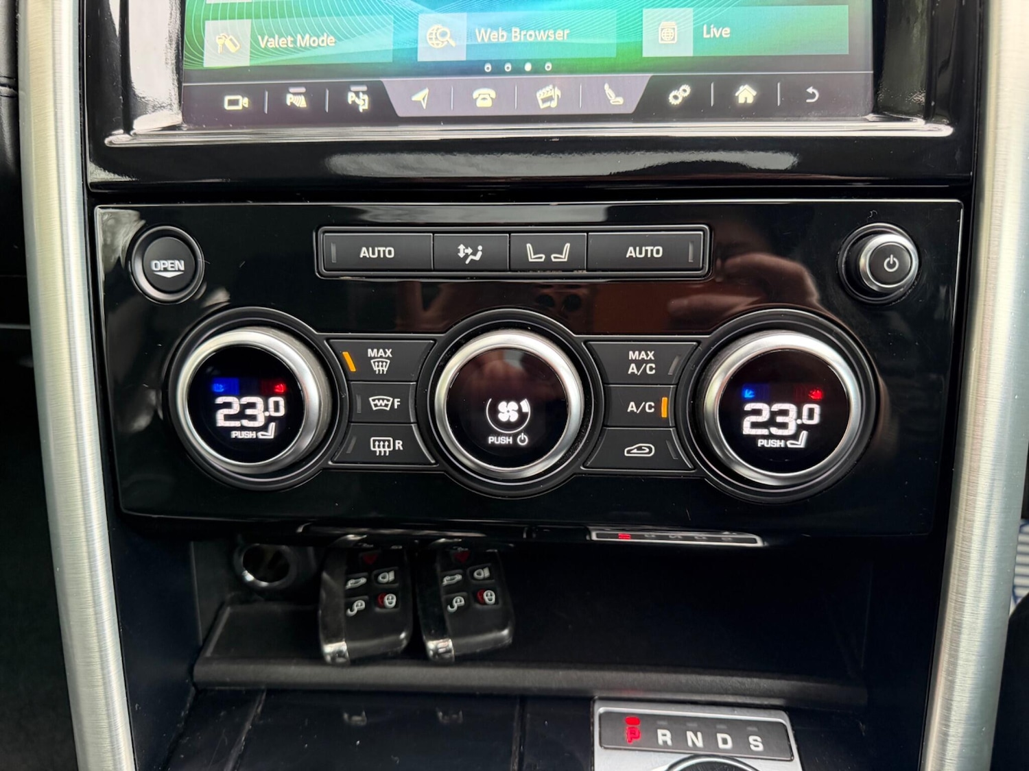 Used Land Rover Discovery 2017 for sale - 77279130: Photo 46