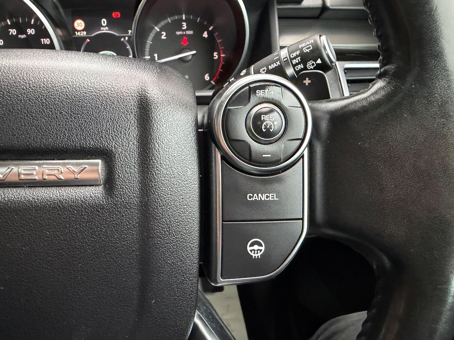 Used Land Rover Discovery 2017 for sale - 77279130: Photo 50