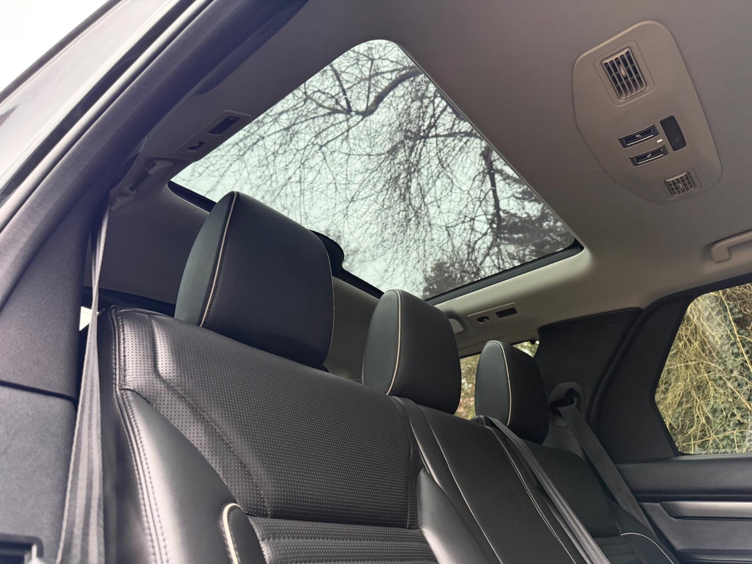 Used Land Rover Discovery 2017 for sale - 77279130: Photo 58