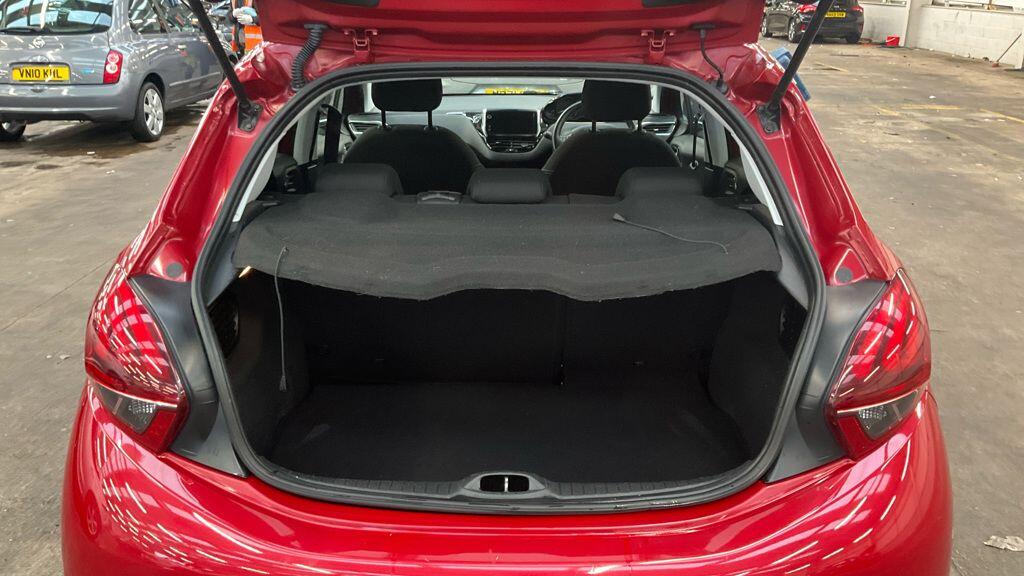 Used Peugeot 208 2019 for sale - 76446640: Photo 11