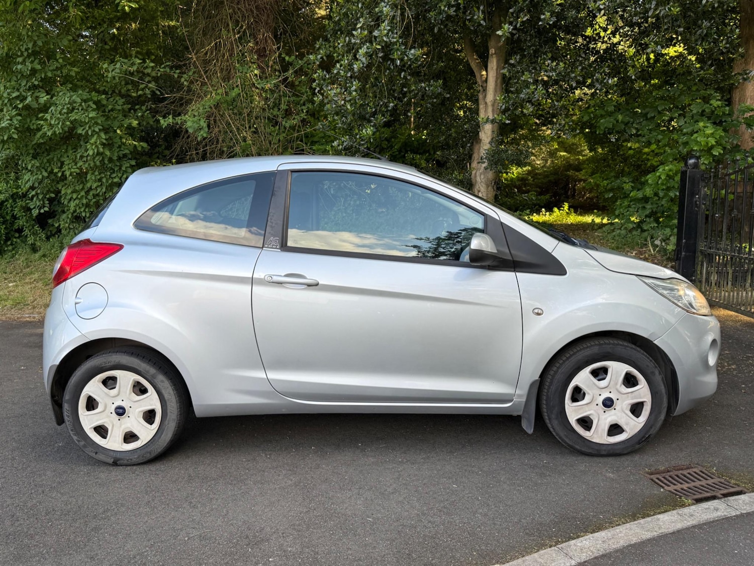 Used Ford Ka 2011 for sale - 76987637: Photo 10