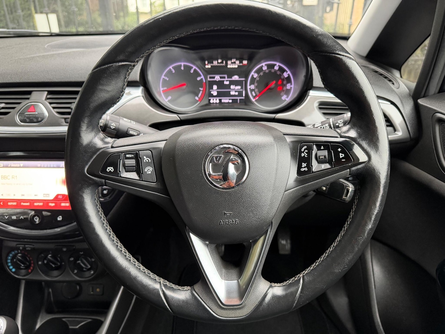 Used Vauxhall Corsa 2015 for sale - 77144067: Photo 32