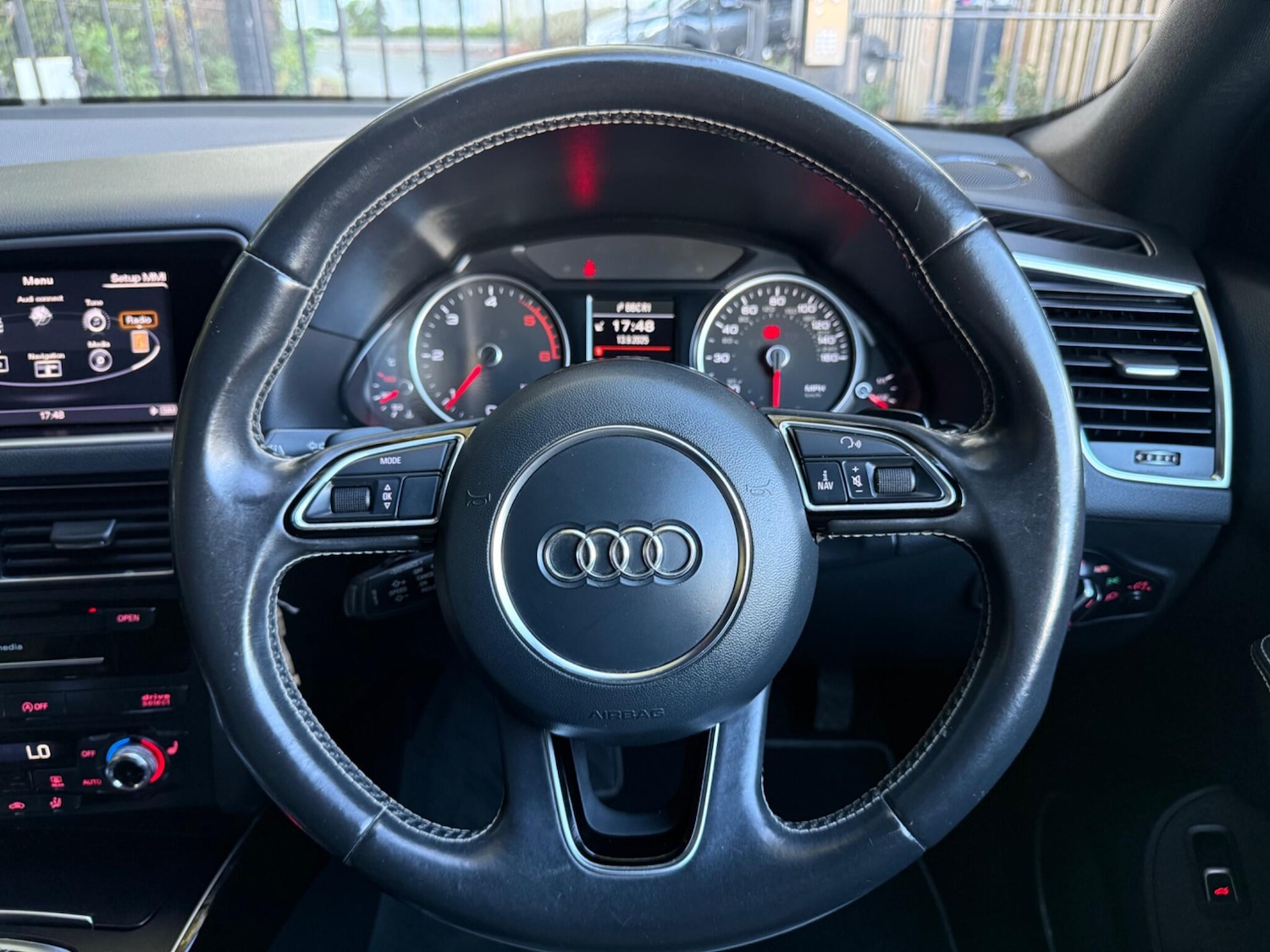 Used Audi Q5 2015 for sale - 75789804: Photo 25
