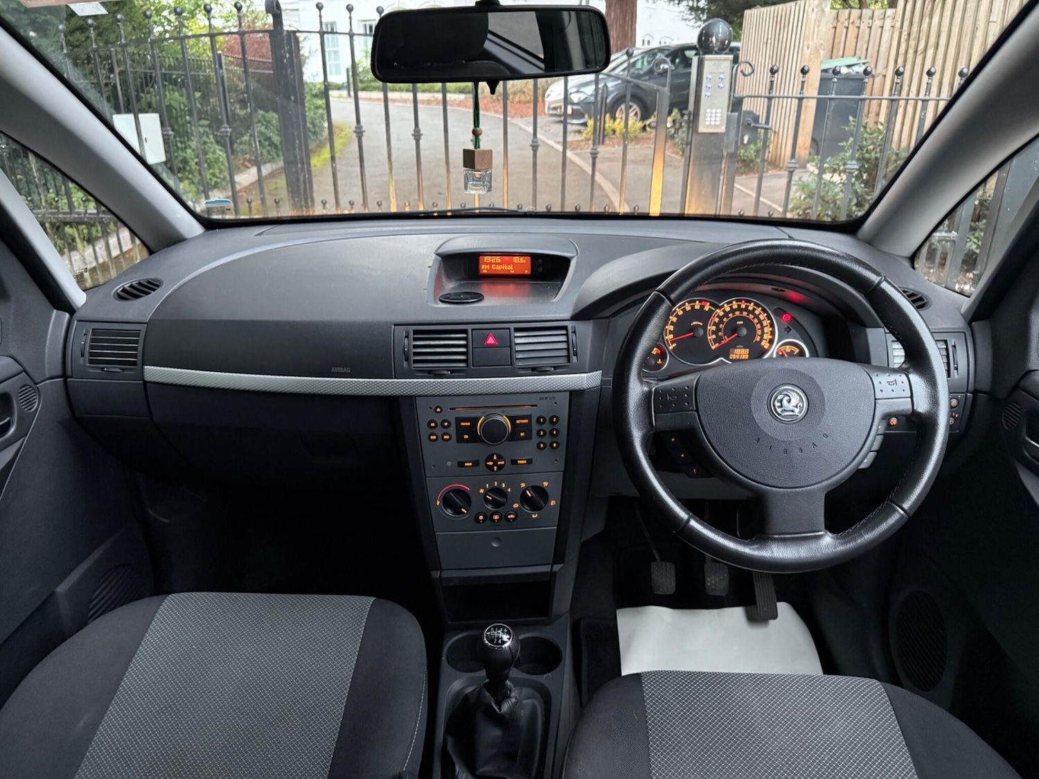 Vehicle 21