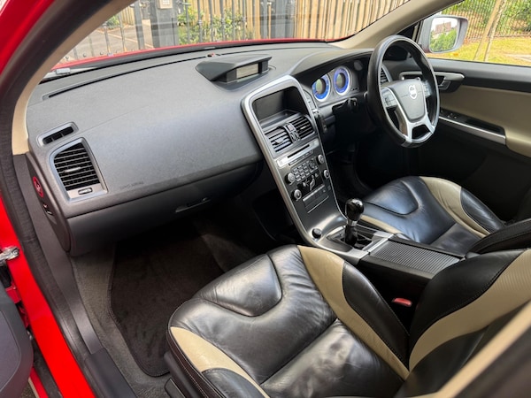 Used Volvo XC60 2010 for sale - 75268485: Photo 20