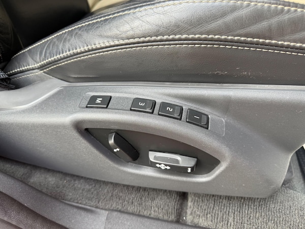Used Volvo XC60 2010 for sale - 75268485: Photo 38