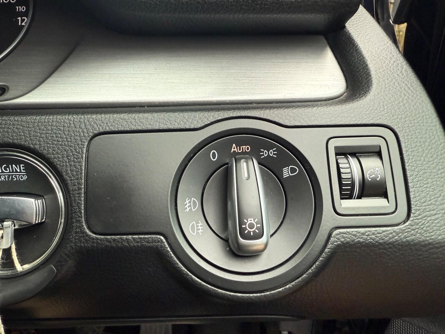 Used Volkswagen Passat 2014 for sale - 76336165: Photo 32