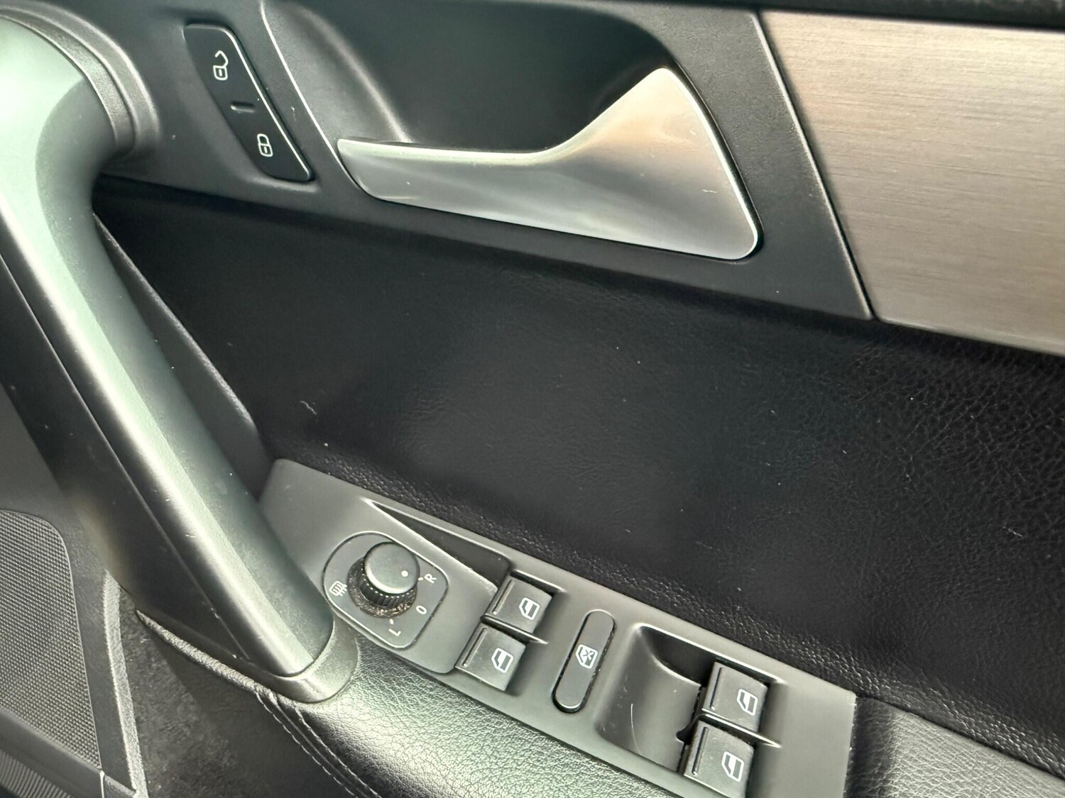 Used Volkswagen Passat 2014 for sale - 76336165: Photo 33