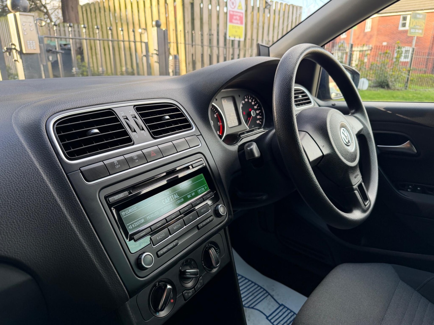 Used Volkswagen Polo 2013 for sale - 77883466: Photo 29