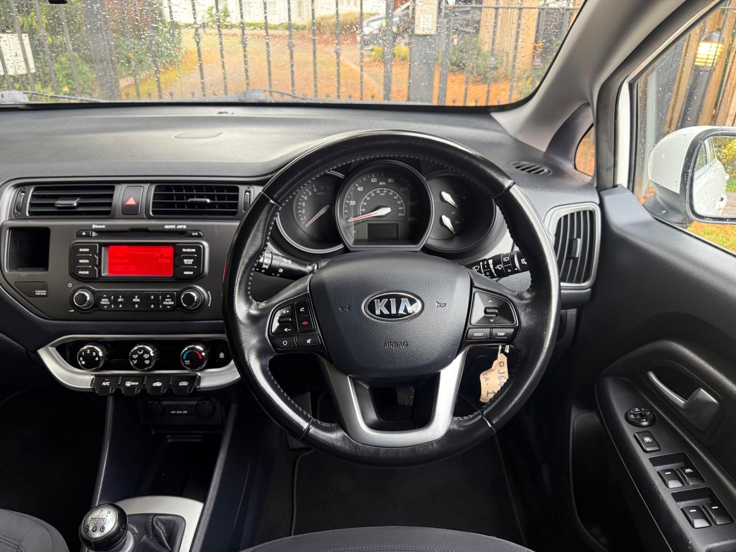 Used Kia Rio 2014 for sale - 76992937: Photo 15
