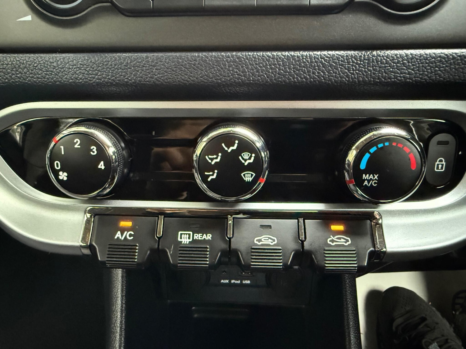 Used Kia Rio 2014 for sale - 76992937: Photo 17