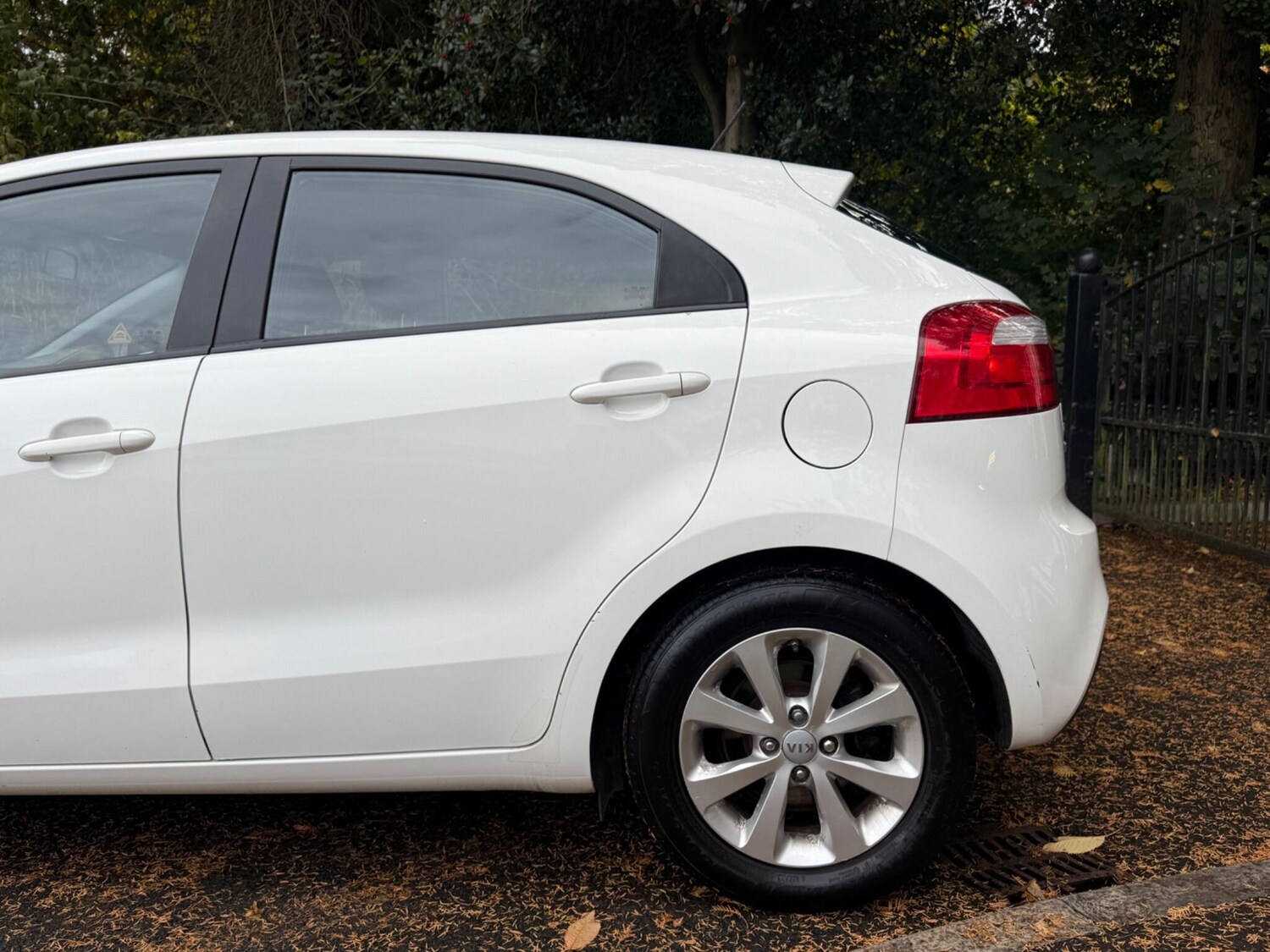 Used Kia Rio 2014 for sale - 76992937: Photo 31