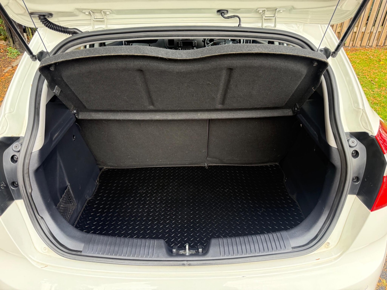 Used Kia Rio 2014 for sale - 76992937: Photo 39