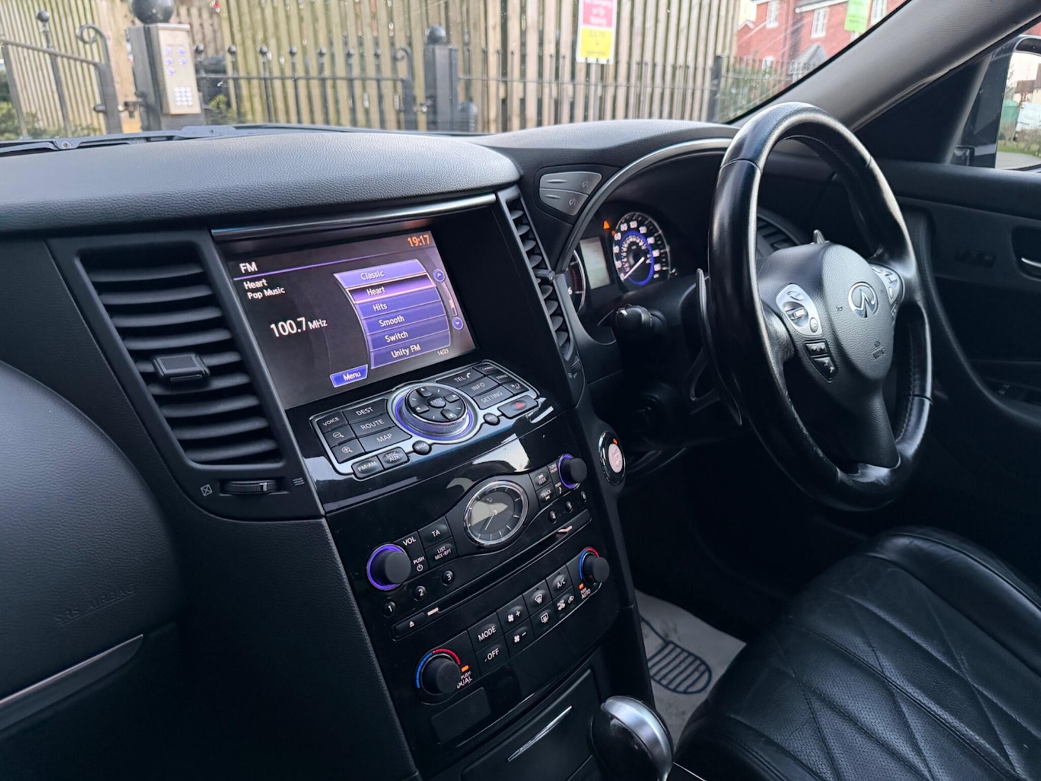 Used Infiniti FX 2013 for sale - 77926017: Photo 17