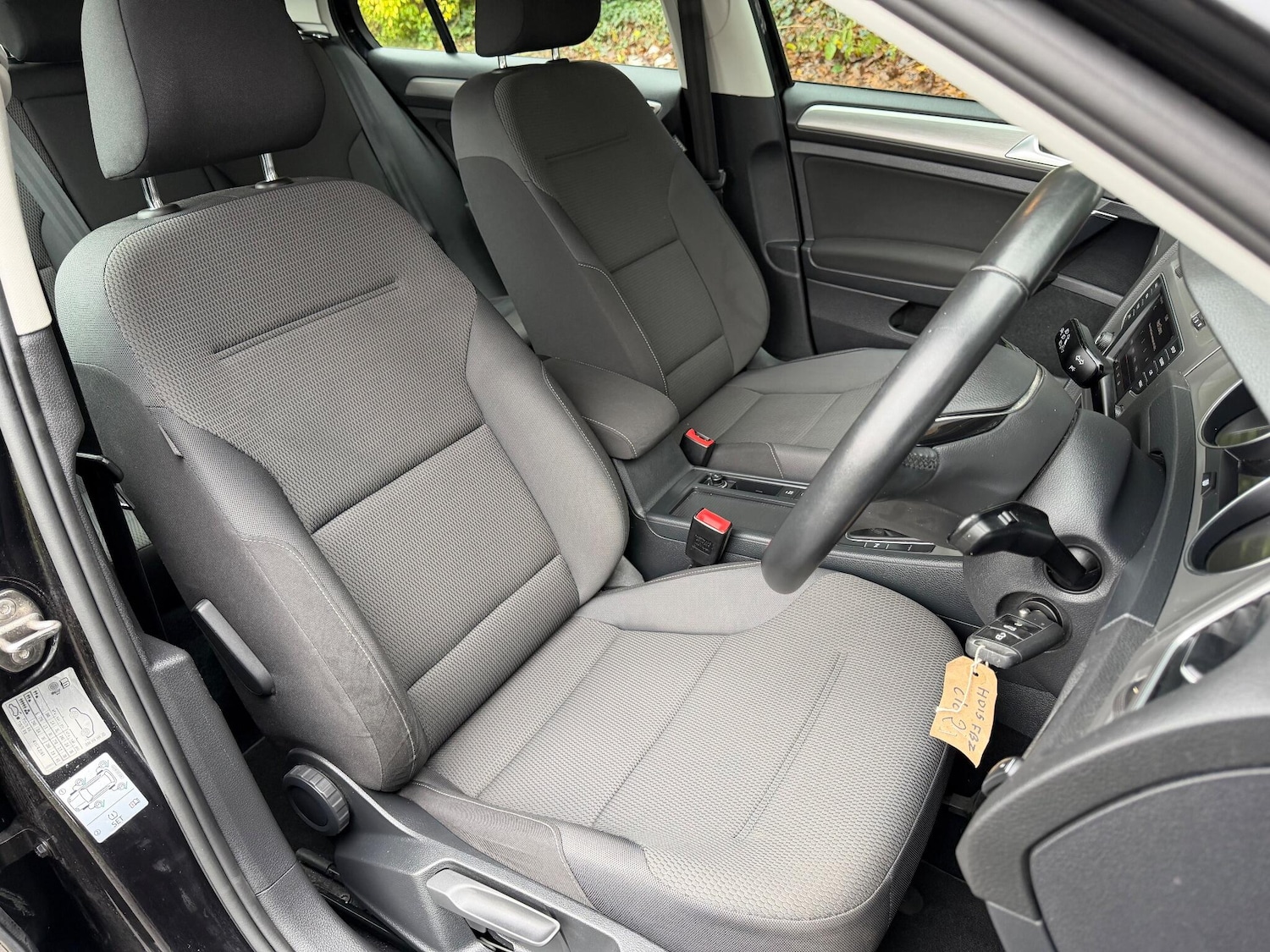 Used Volkswagen Golf 2015 for sale - 76591984: Photo 22