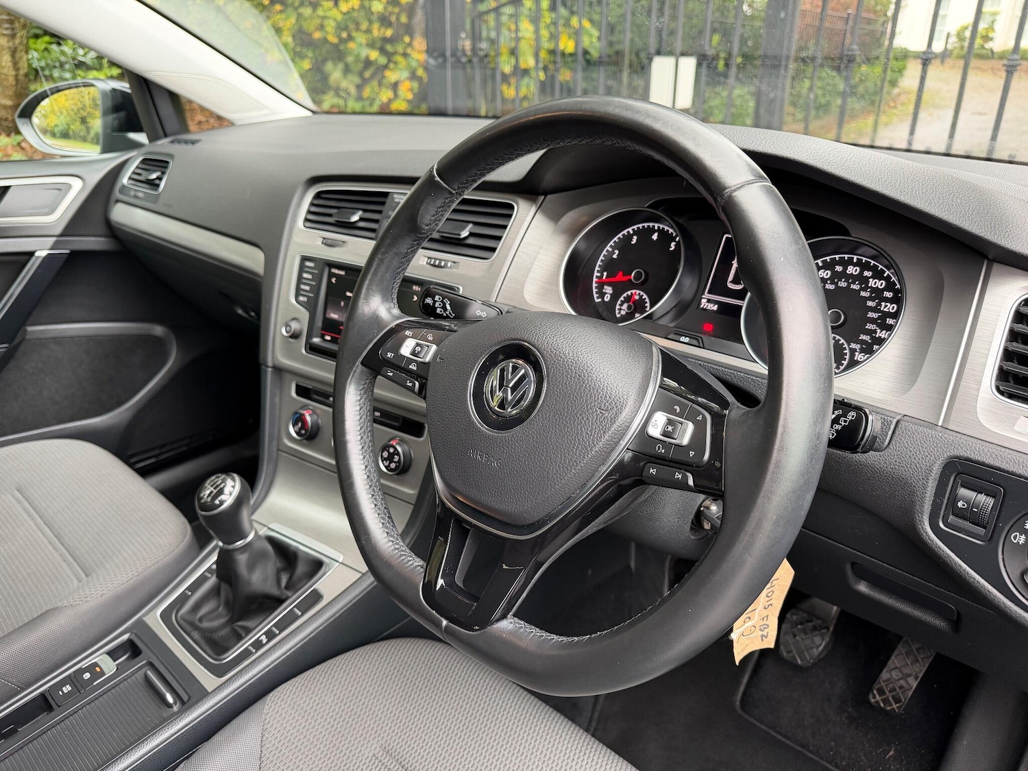 Used Volkswagen Golf 2015 for sale - 76591984: Photo 32