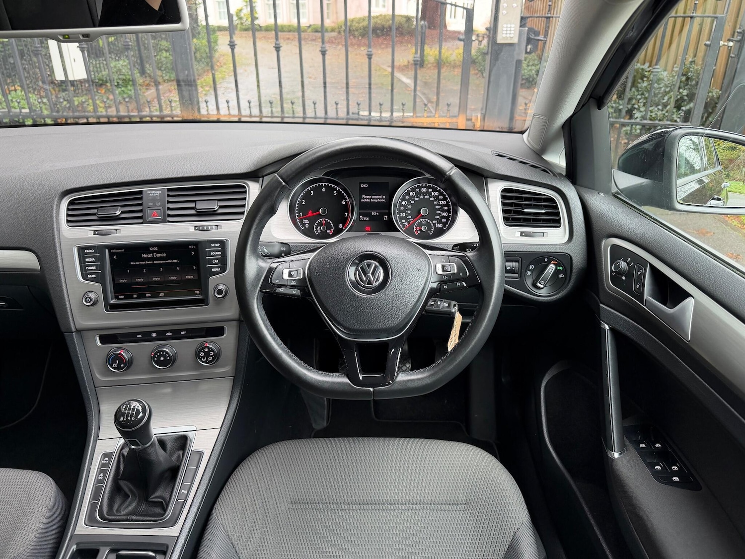 Used Volkswagen Golf 2015 for sale - 76591984: Photo 35