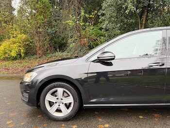 Used Volkswagen Golf 2015 for sale - 76591984: Photo