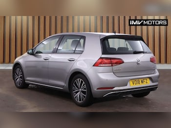 Used Volkswagen Golf 2018 for sale - 78901220: Photo