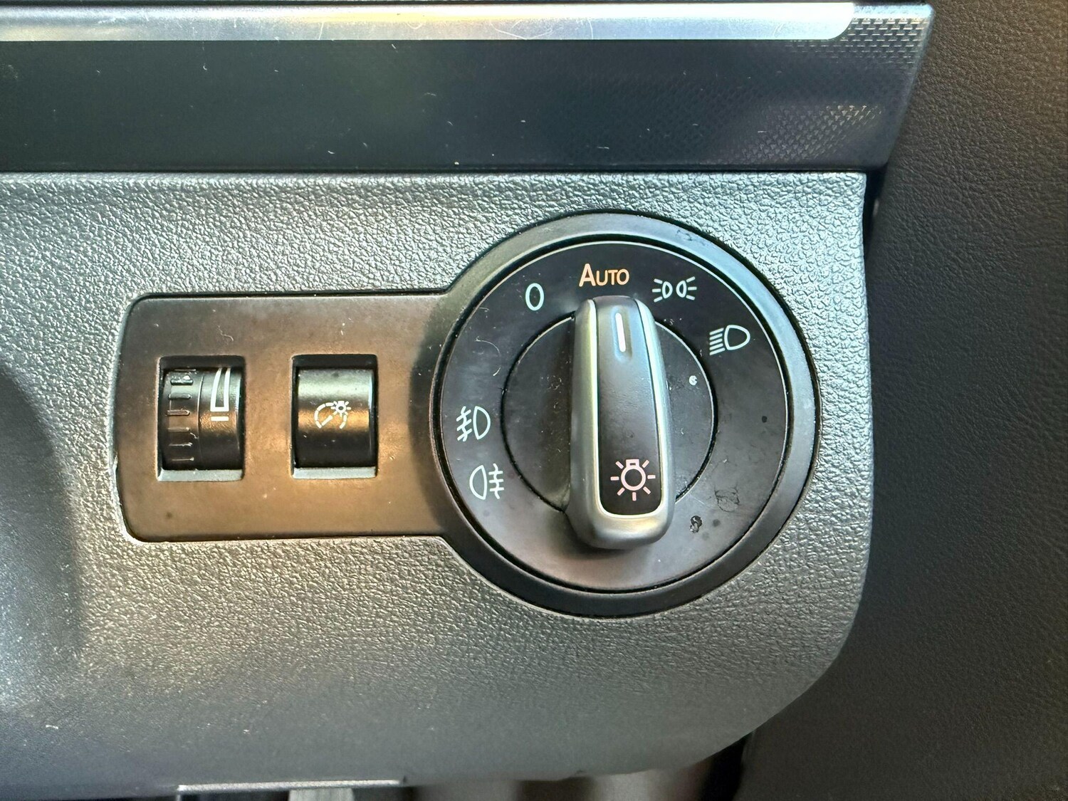 Vehicle 33