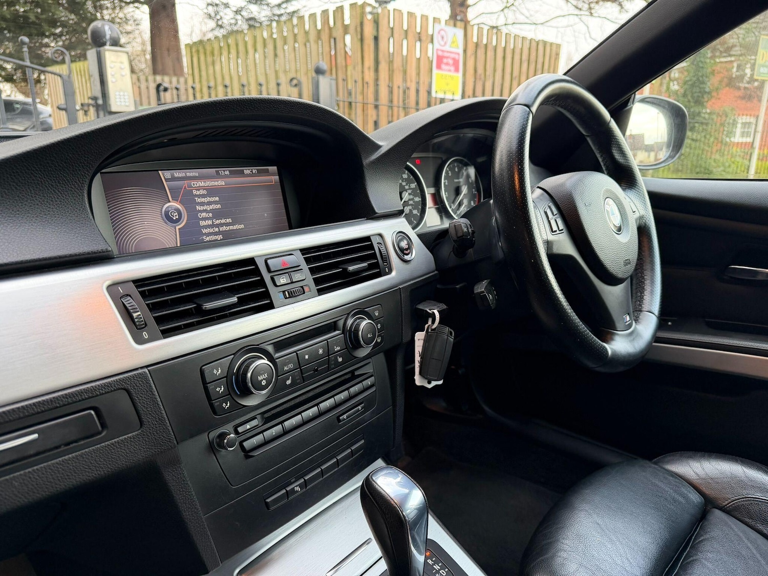 Used BMW 3 Series 2011 for sale - 76850062: Photo 27