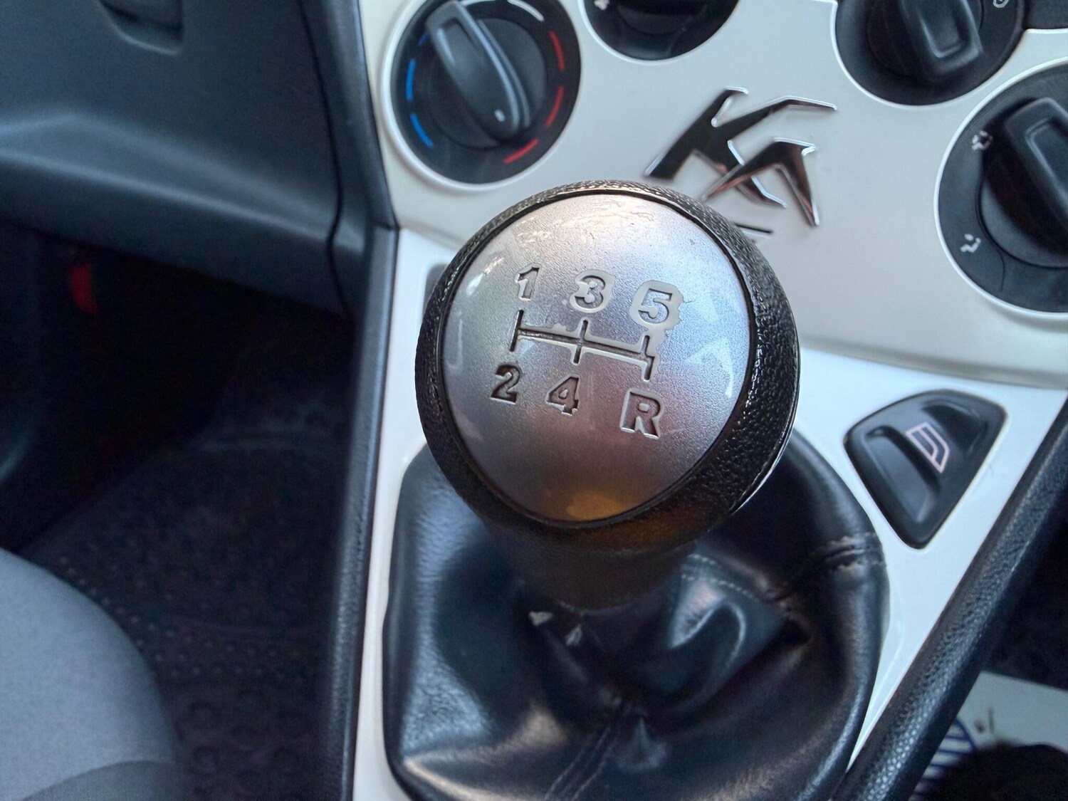 Used Ford Ka 2010 for sale - 75103050: Photo 38