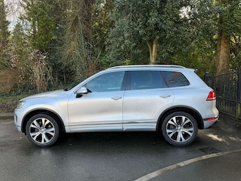 Used Volkswagen Touareg 2015 for sale - 78699397: Photo