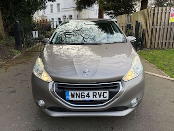 Used Peugeot 208 2014 for sale - 78906230: Photo