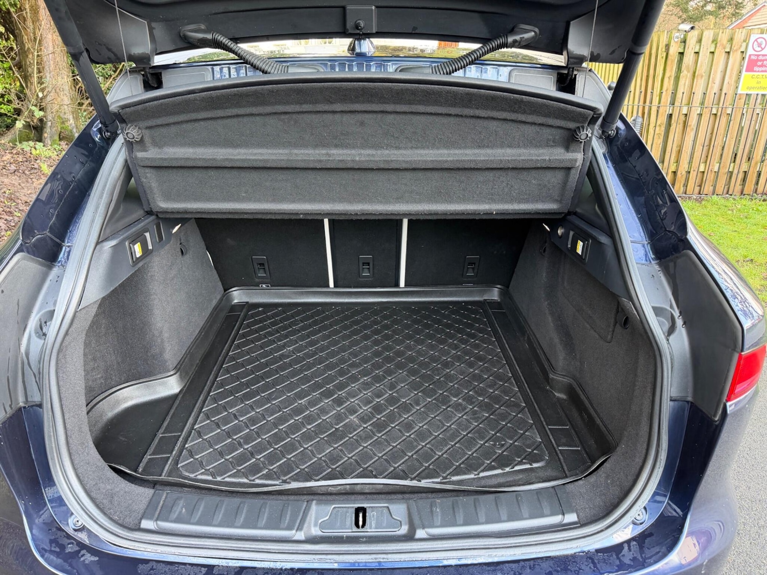 Used Jaguar F-Pace 2017 for sale - 77143905: Photo 25