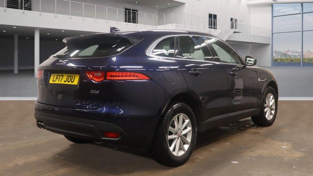 Used Jaguar F-Pace 2017 for sale - 77143905: Photo 4