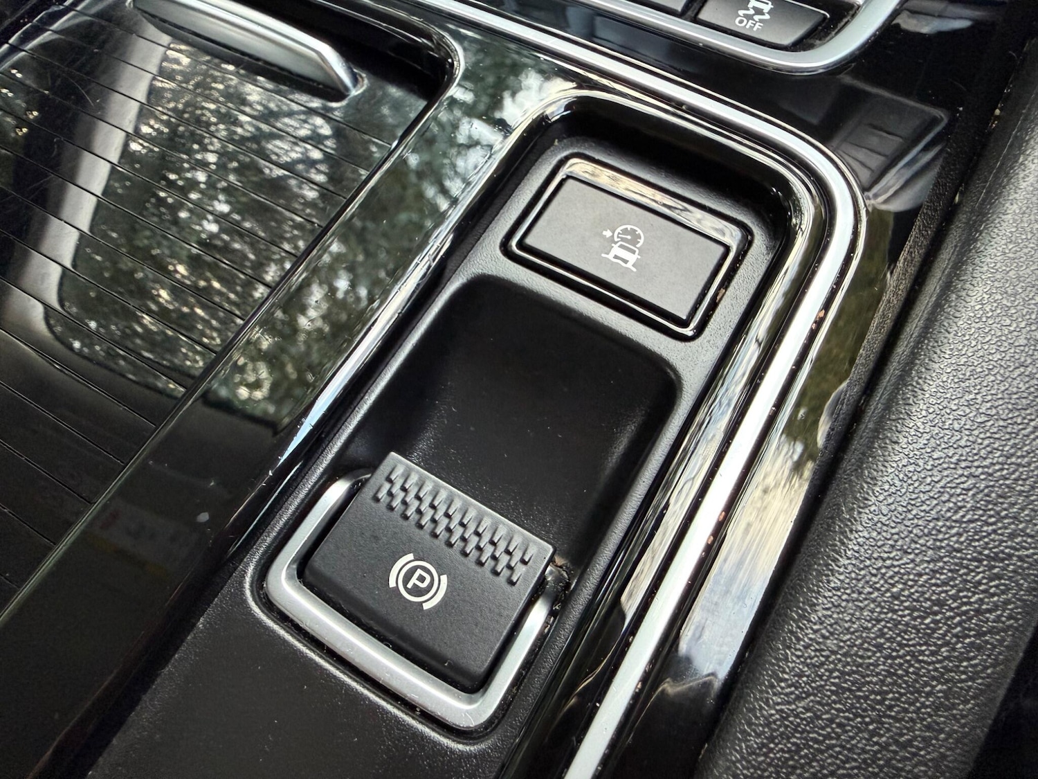 Used Jaguar F-Pace 2017 for sale - 77143905: Photo 41