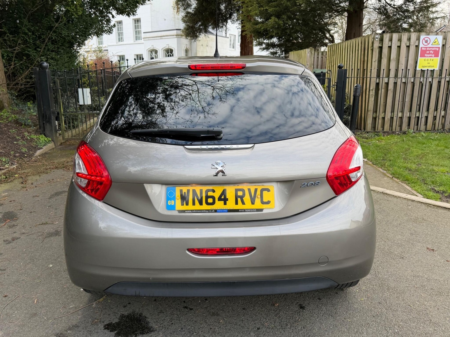 Used Peugeot 208 2014 for sale - 78047366: Photo 12