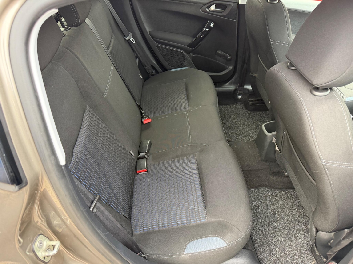 Used Peugeot 208 2014 for sale - 78047366: Photo 25