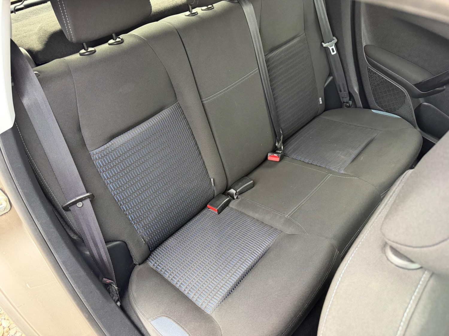 Used Peugeot 208 2014 for sale - 78047366: Photo 26