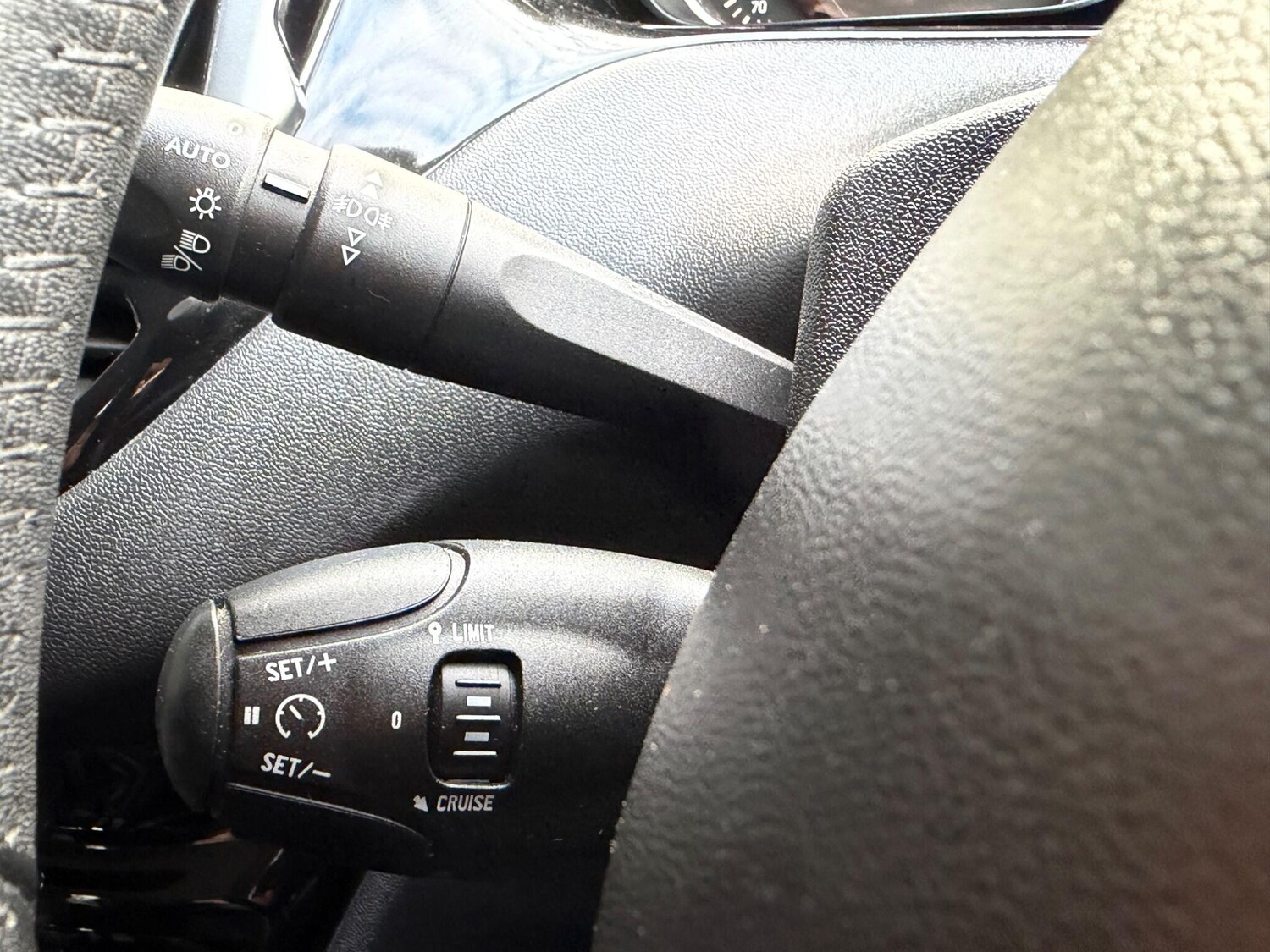 Used Peugeot 208 2014 for sale - 78047366: Photo 41