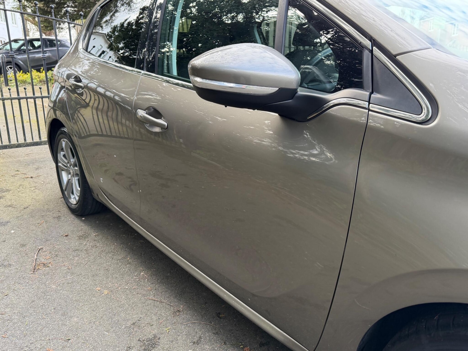 Used Peugeot 208 2014 for sale - 78047366: Photo 8