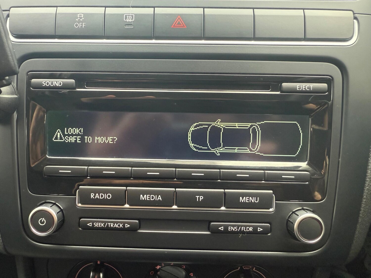 Used Volkswagen Polo 2013 for sale - 76359952: Photo 27