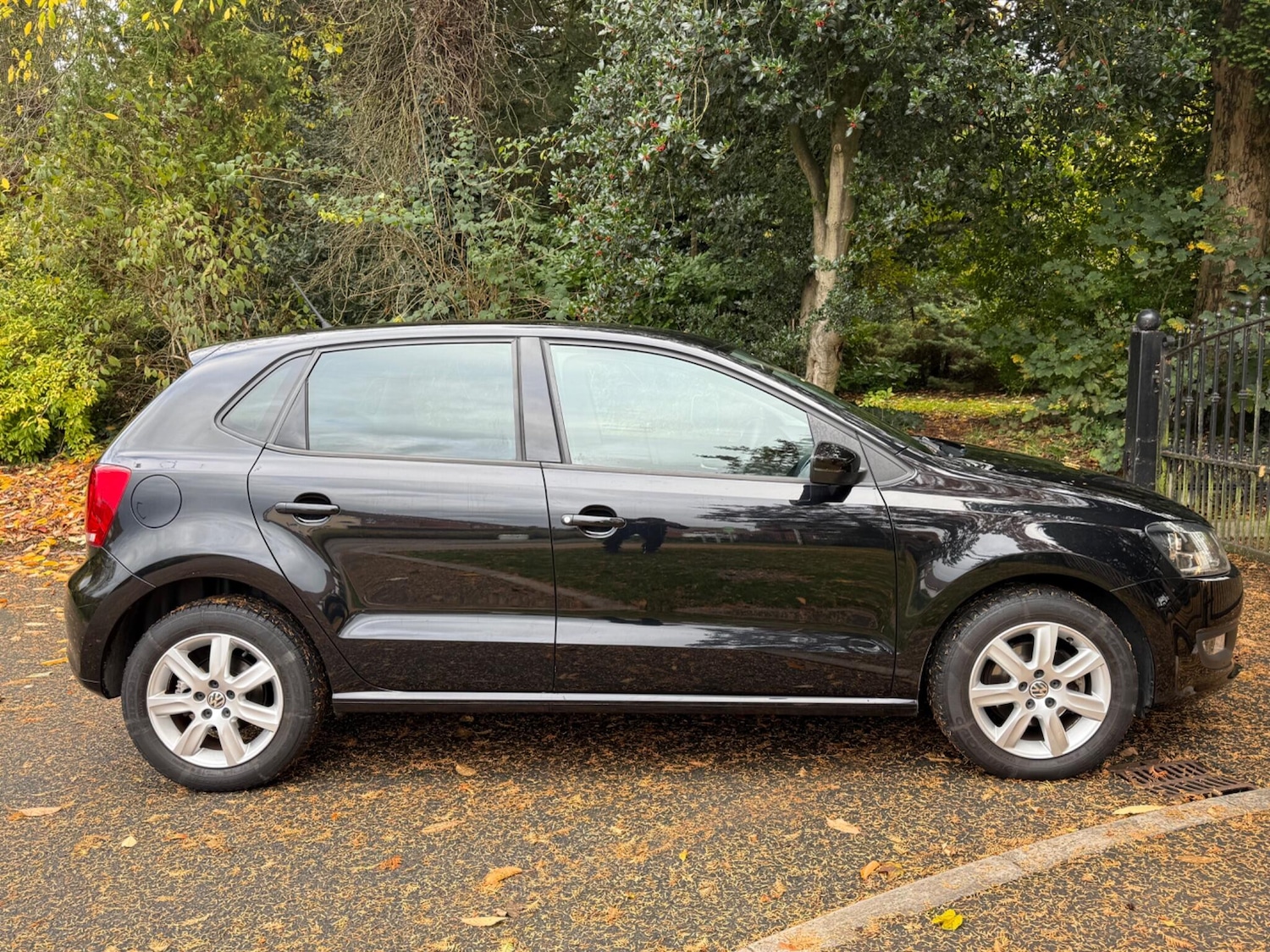 Used Volkswagen Polo 2013 for sale - 76359952: Photo 7