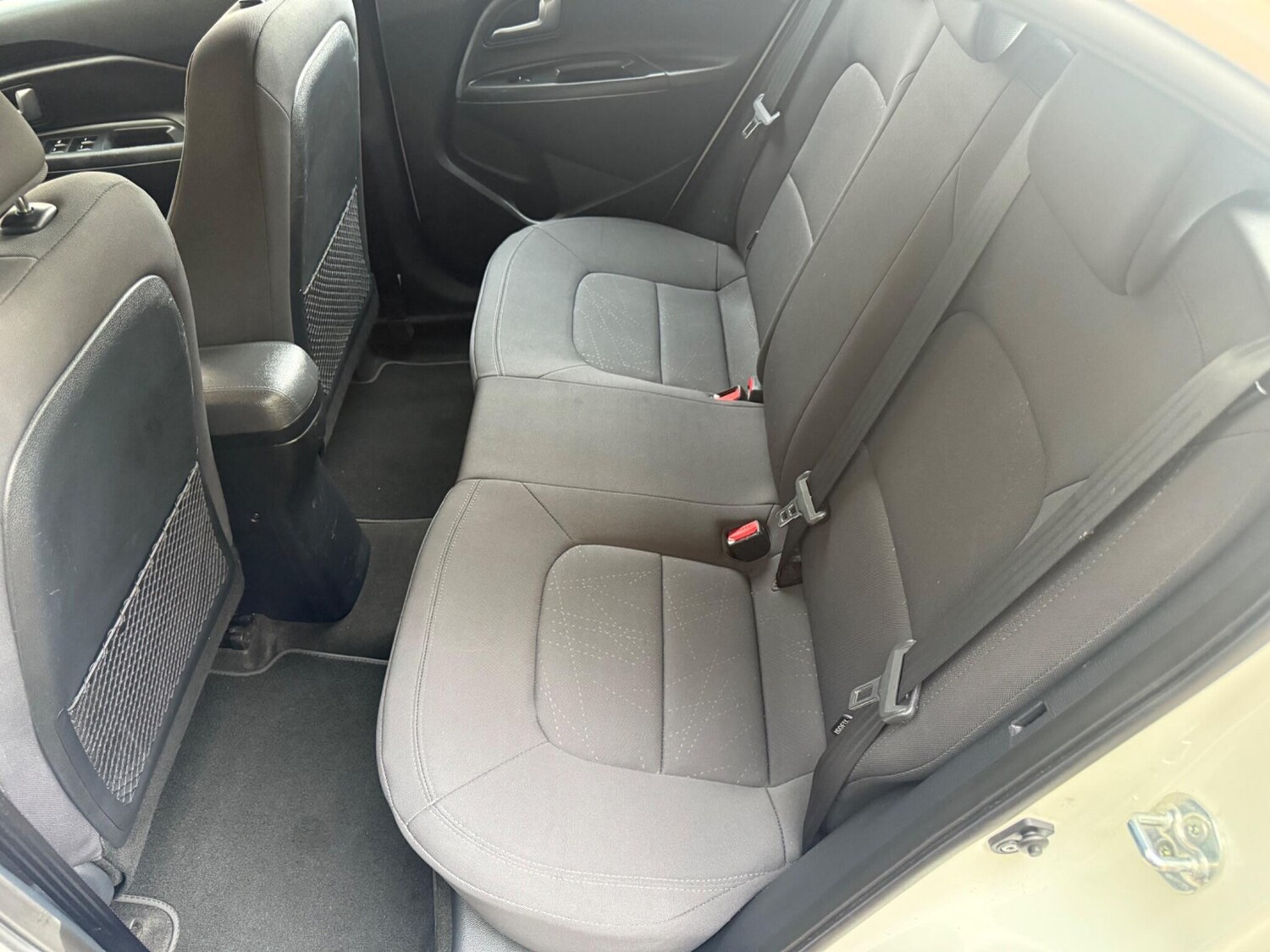 Used Kia Rio 2014 for sale - 76360031: Photo 23