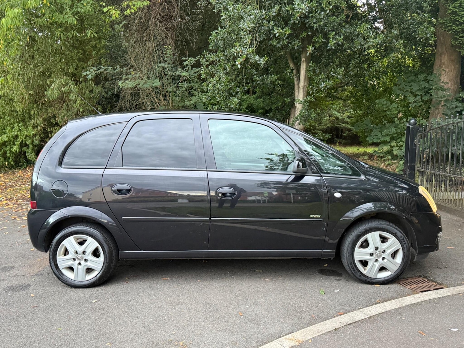 Used Vauxhall Meriva 2010 for sale - 76989063: Photo 10