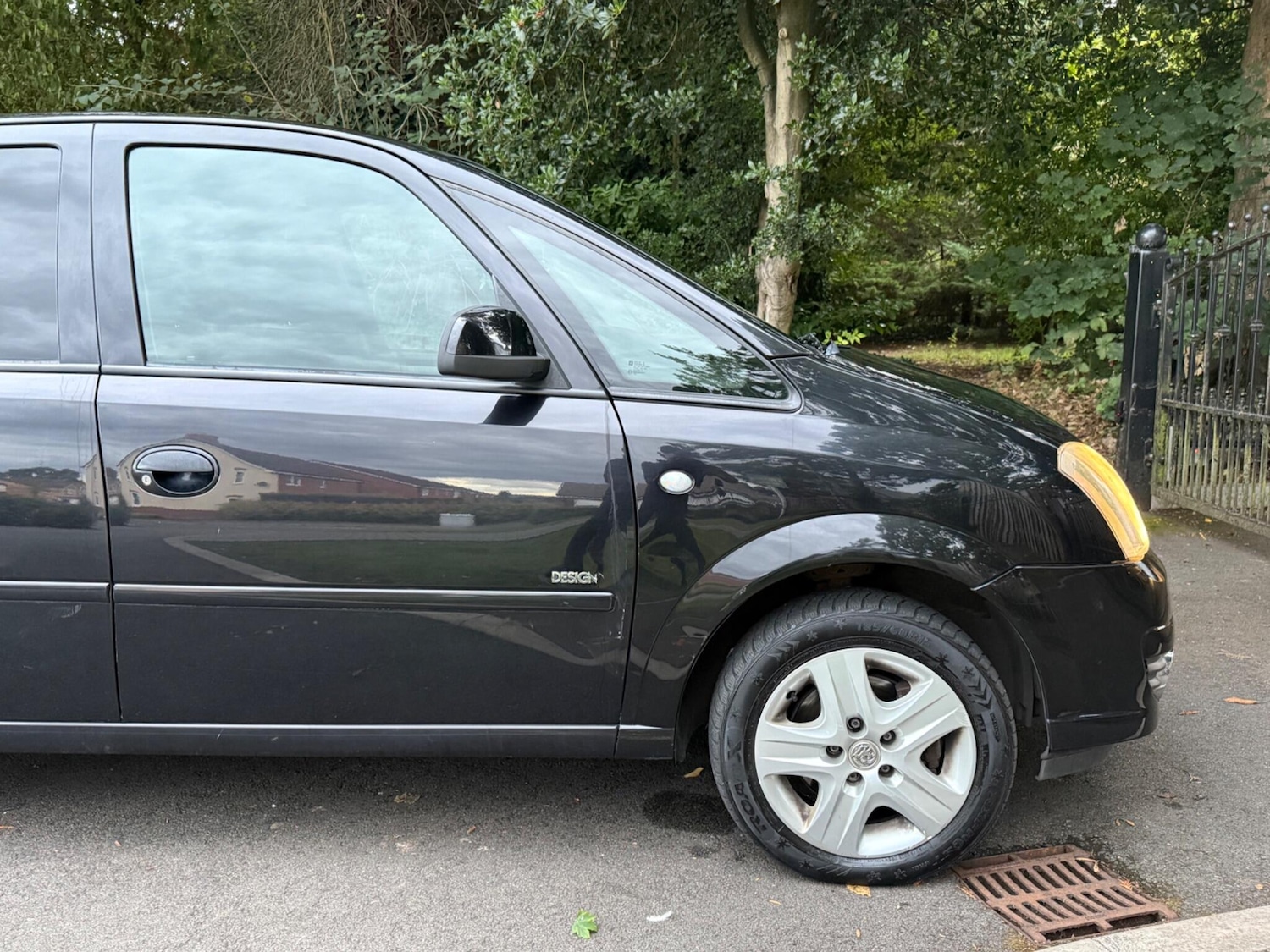Used Vauxhall Meriva 2010 for sale - 76989063: Photo 12
