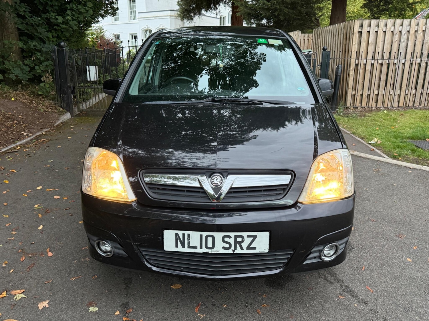Used Vauxhall Meriva 2010 for sale - 76989063: Photo 2