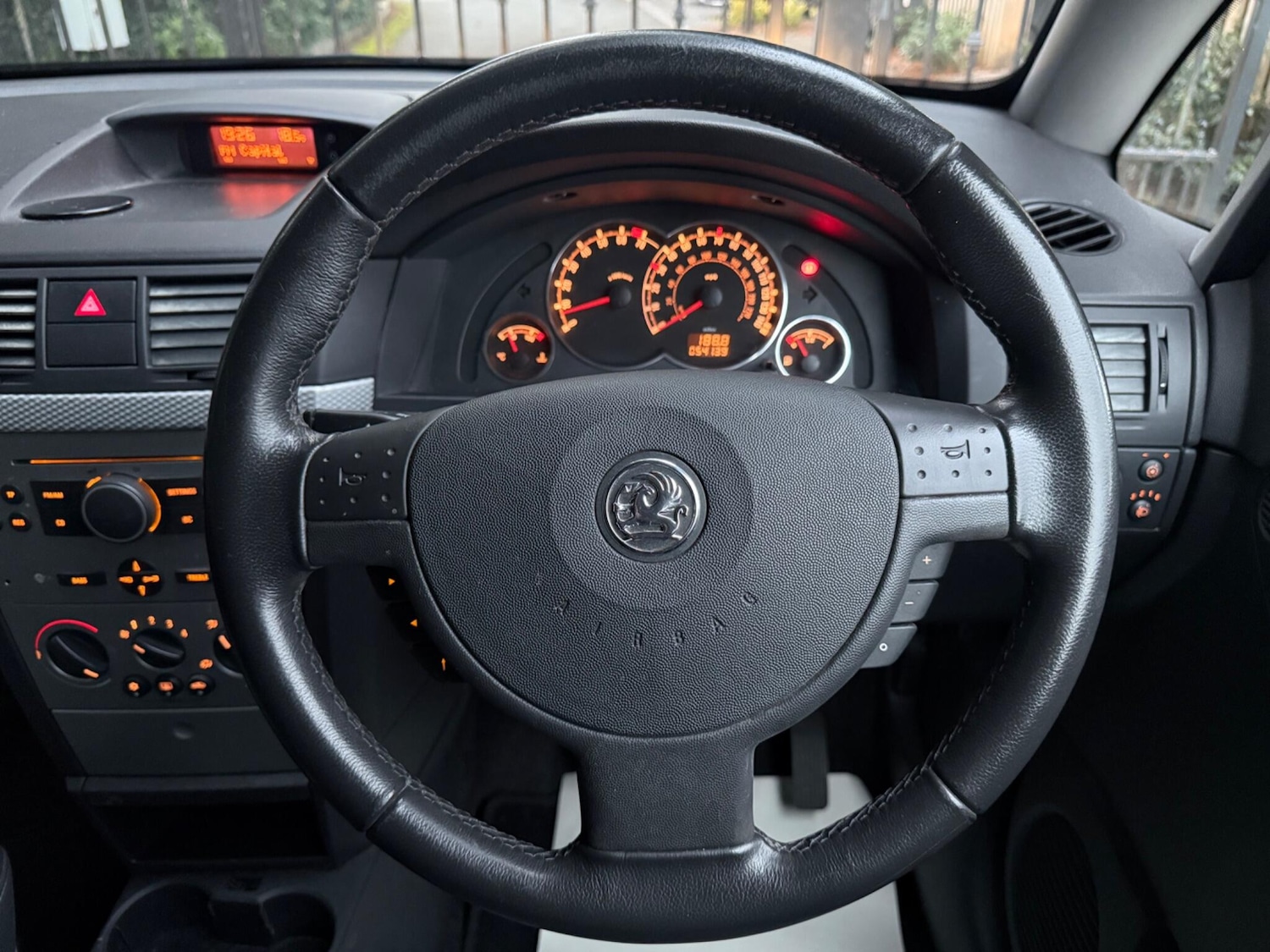 Used Vauxhall Meriva 2010 for sale - 76989063: Photo 23