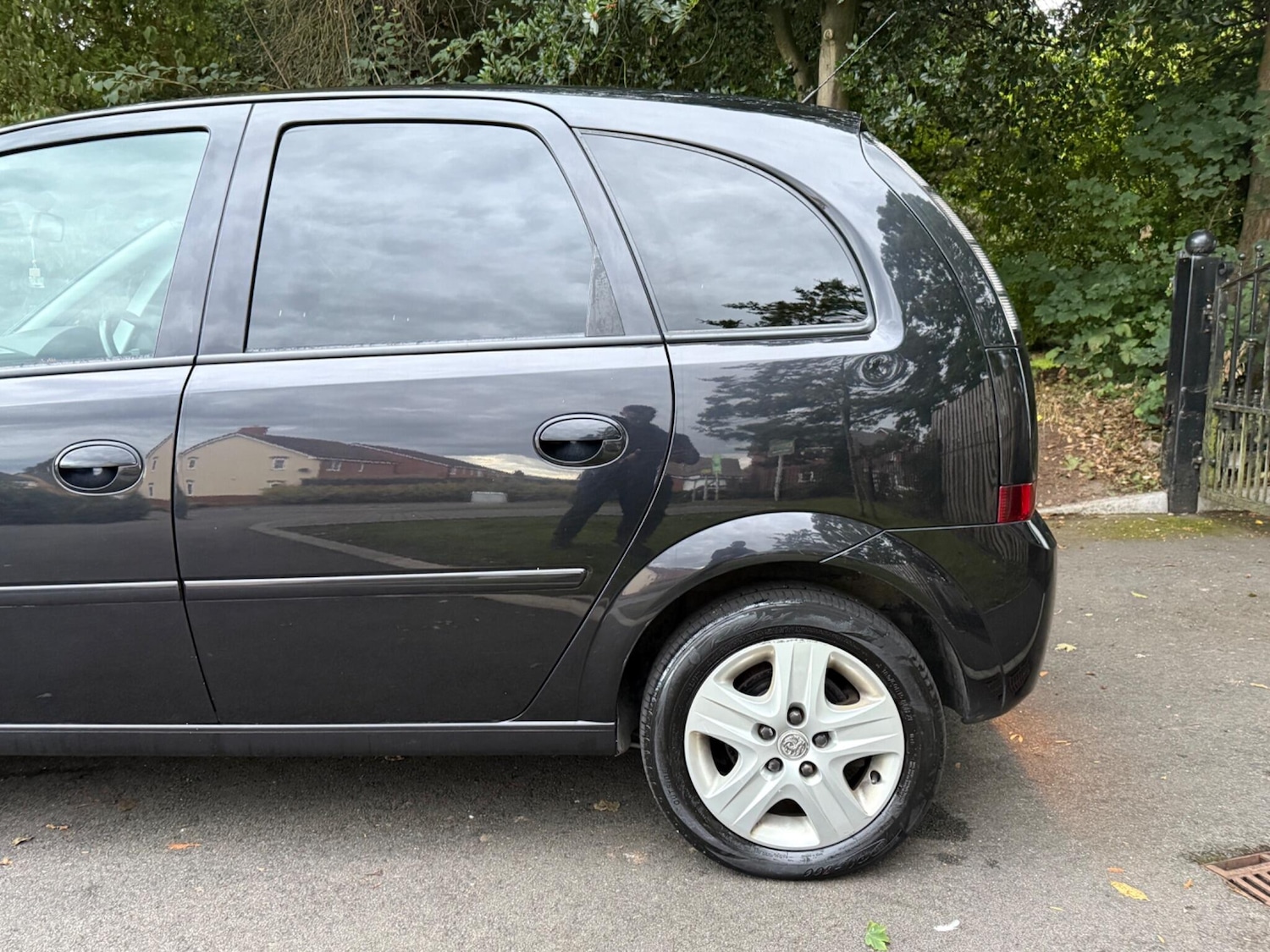 Used Vauxhall Meriva 2010 for sale - 76989063: Photo 6