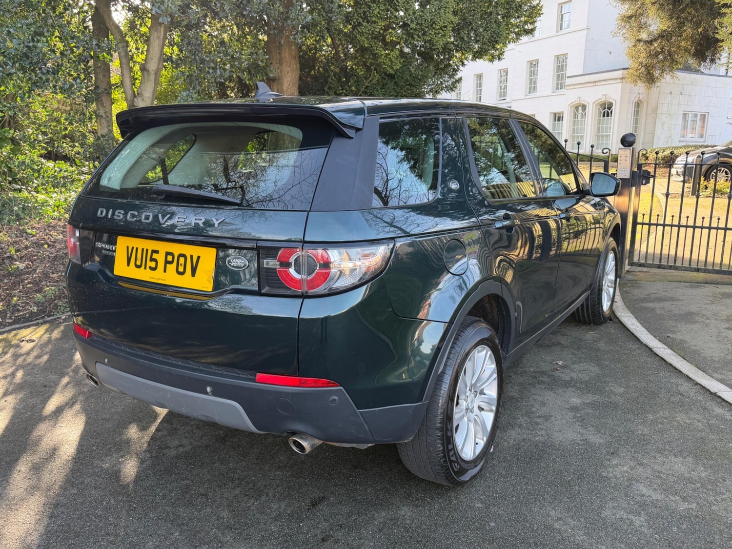 Used Land Rover Discovery Sport 2015 for sale - 77537124: Photo 11