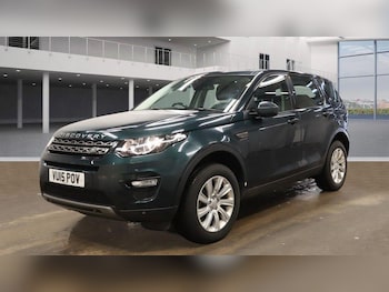 Used Land Rover Discovery Sport 2015 for sale - 77537124: Photo